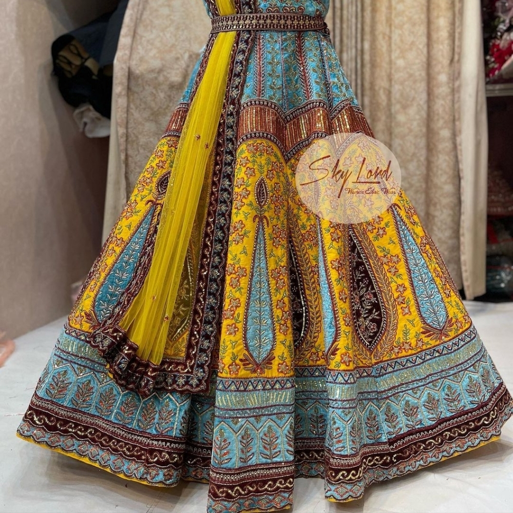 My mehendi dress